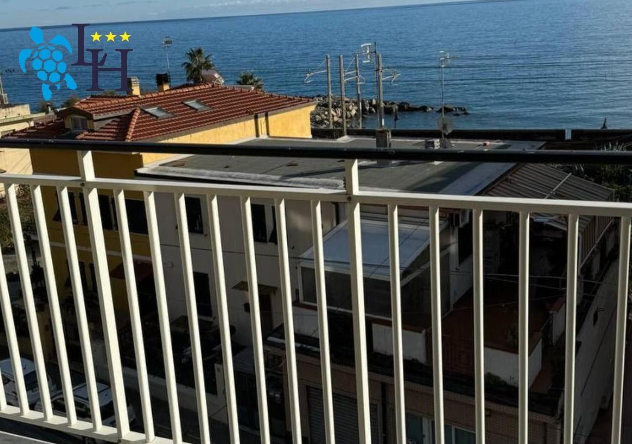 בורדיגרה Hotel Lora Rda Luxury חדר תמונה