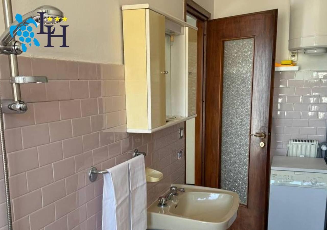 בורדיגרה Hotel Lora Rda Luxury חדר תמונה