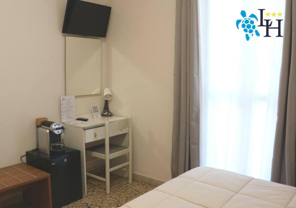 בורדיגרה Hotel Lora Rda Luxury מראה חיצוני תמונה