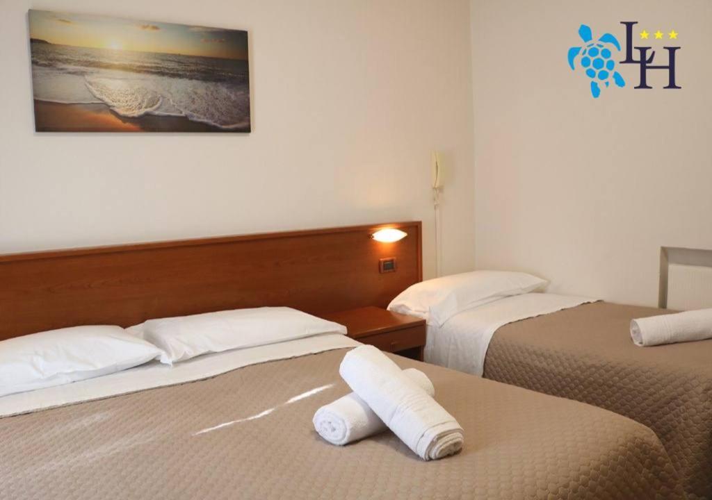 בורדיגרה Hotel Lora Rda Luxury מראה חיצוני תמונה