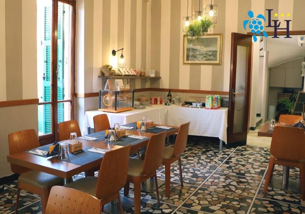 בורדיגרה Hotel Lora Rda Luxury מראה חיצוני תמונה
