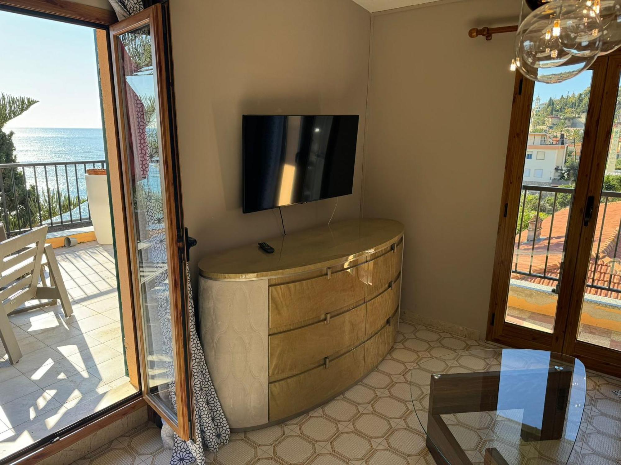 בורדיגרה Hotel Lora Rda Luxury מראה חיצוני תמונה