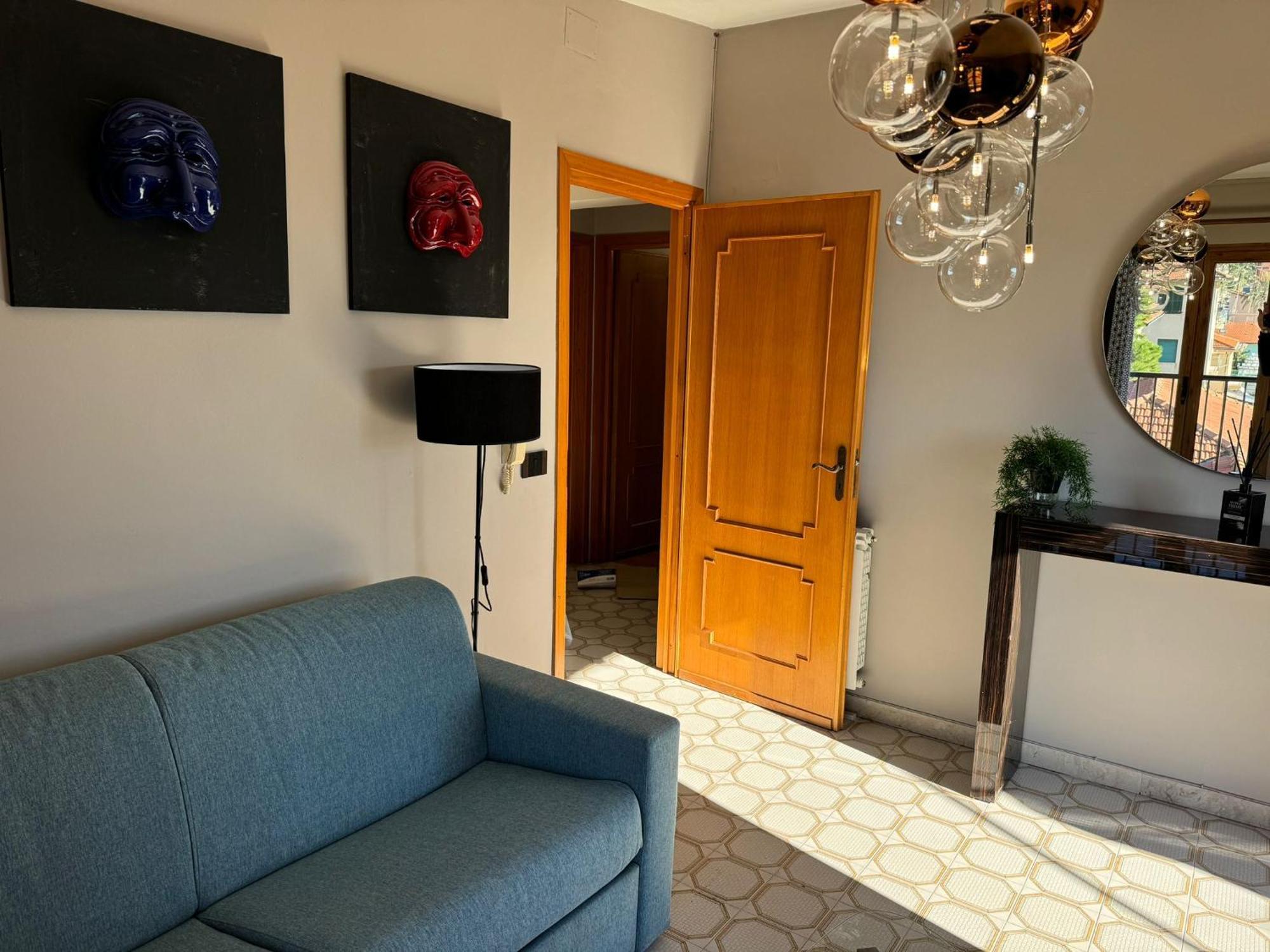 בורדיגרה Hotel Lora Rda Luxury מראה חיצוני תמונה