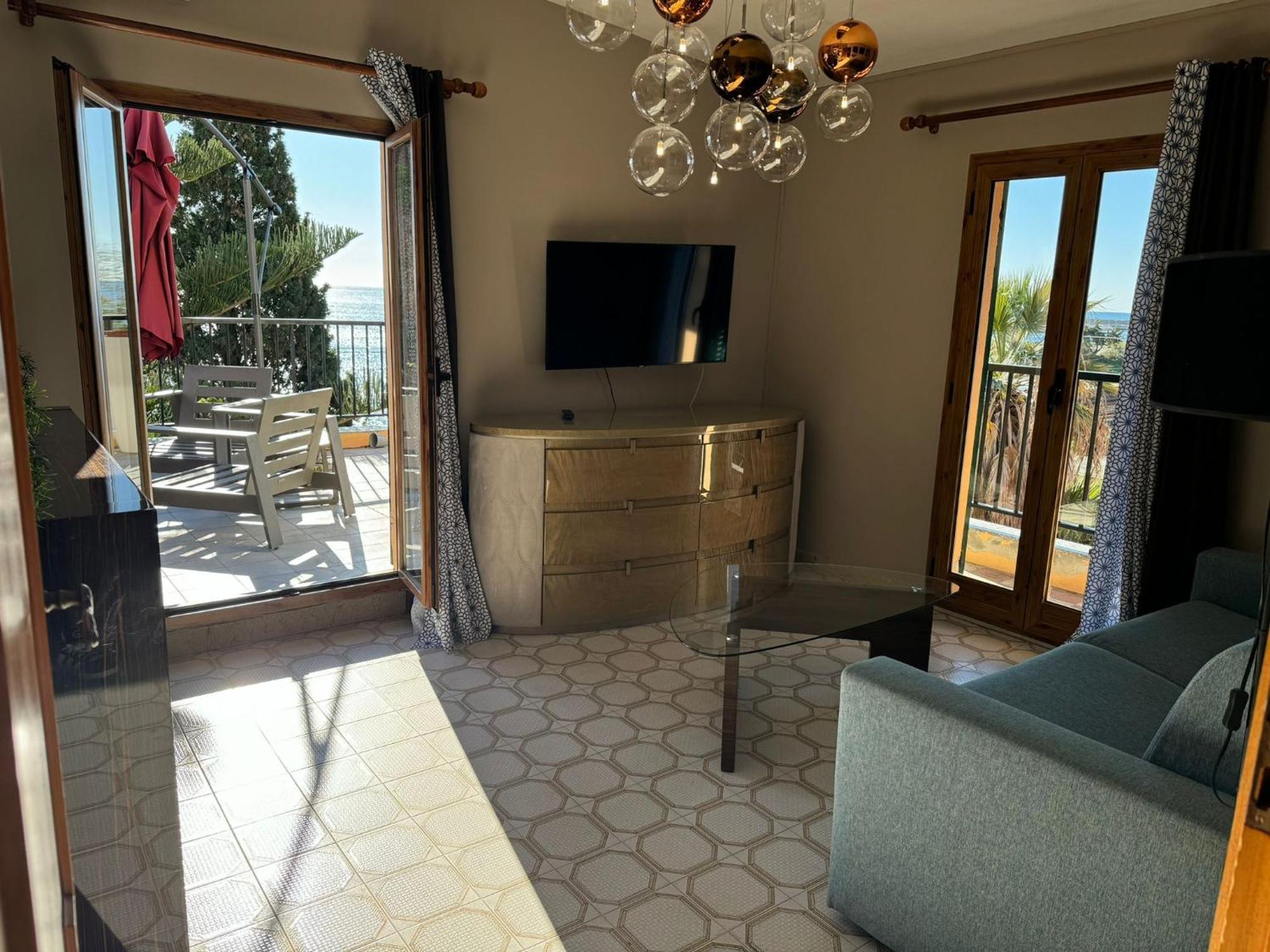 בורדיגרה Hotel Lora Rda Luxury מראה חיצוני תמונה